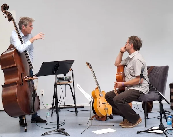 Afbeelding: Concert (en boekvoorstelling) van Larpin
