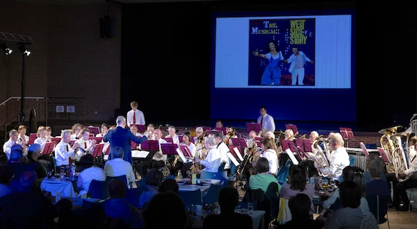 Afbeelding: Concert: ”Dansen geblazen”